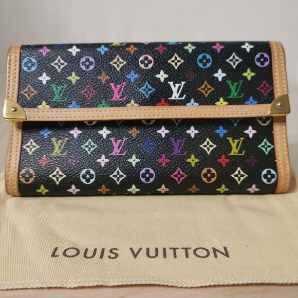 Louis Vuitton Handbags - Louis Vuitton Takashi Murakami International Wallet - Monogram Multicolore